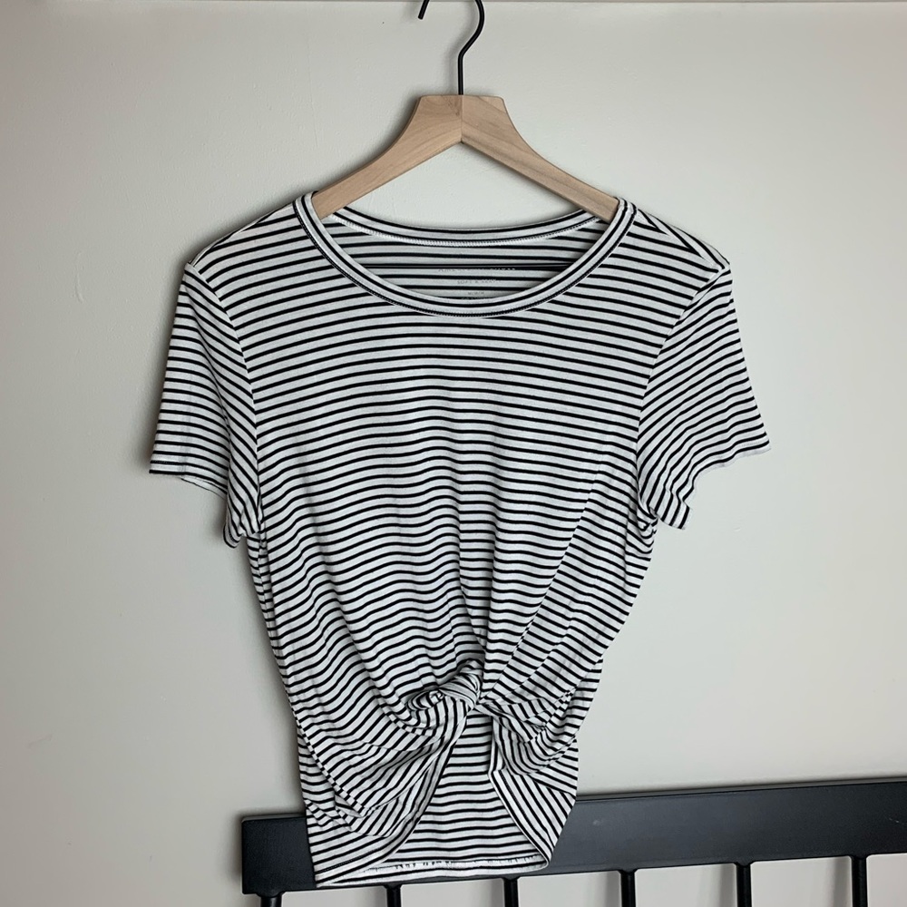 A&E soft & sexy | black & white striped tee shirt